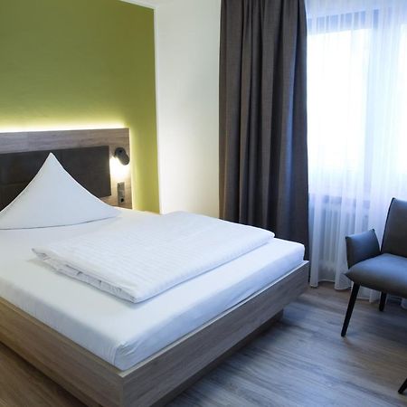 Gaestehaus Hotel Wilms Кёльн Экстерьер фото