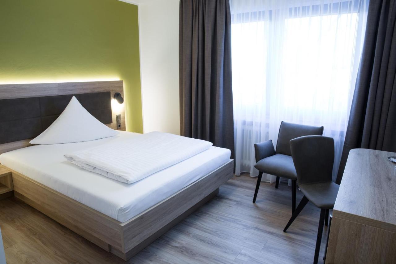 Gaestehaus Hotel Wilms Кёльн Экстерьер фото