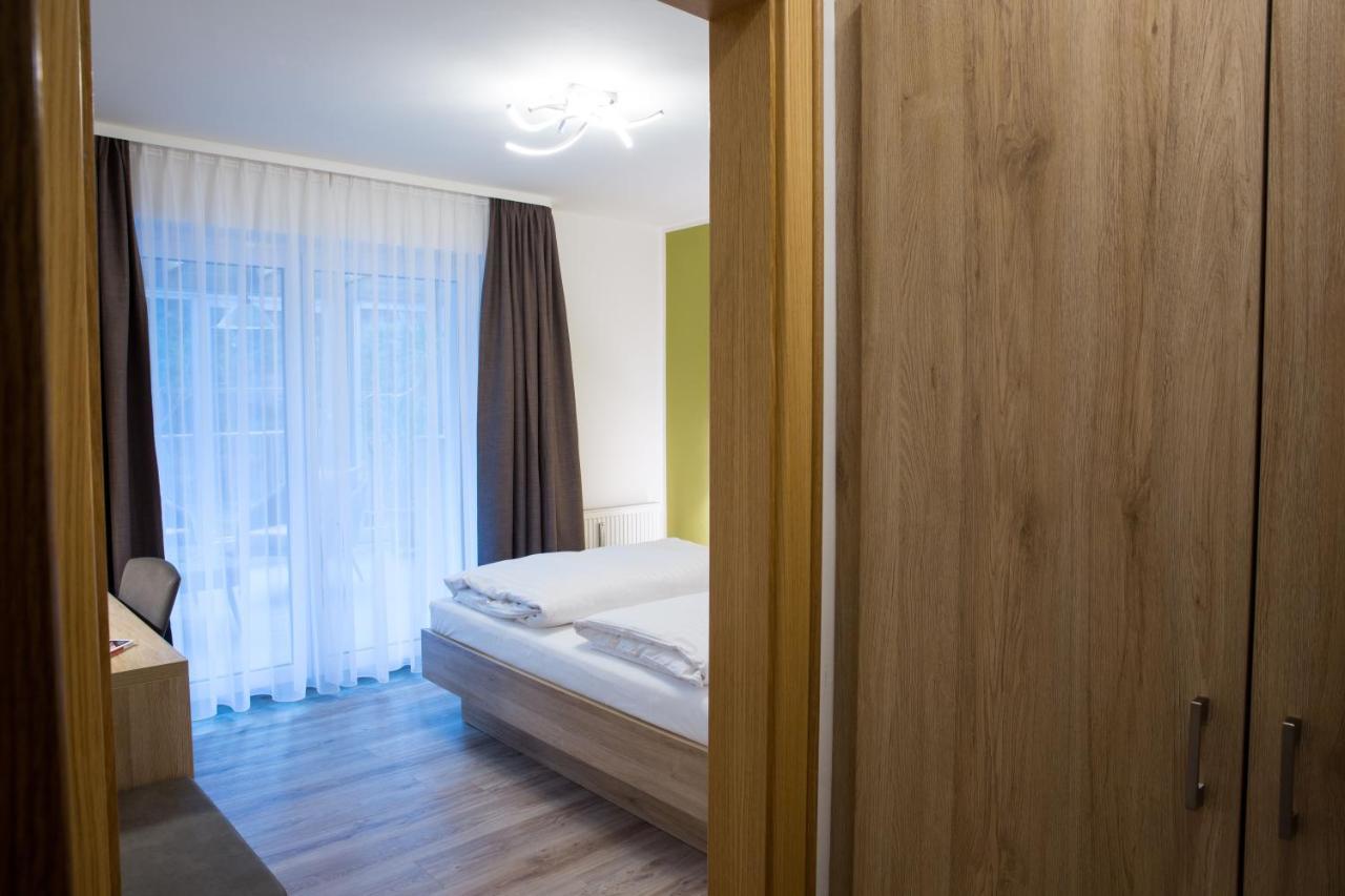 Gaestehaus Hotel Wilms Кёльн Экстерьер фото
