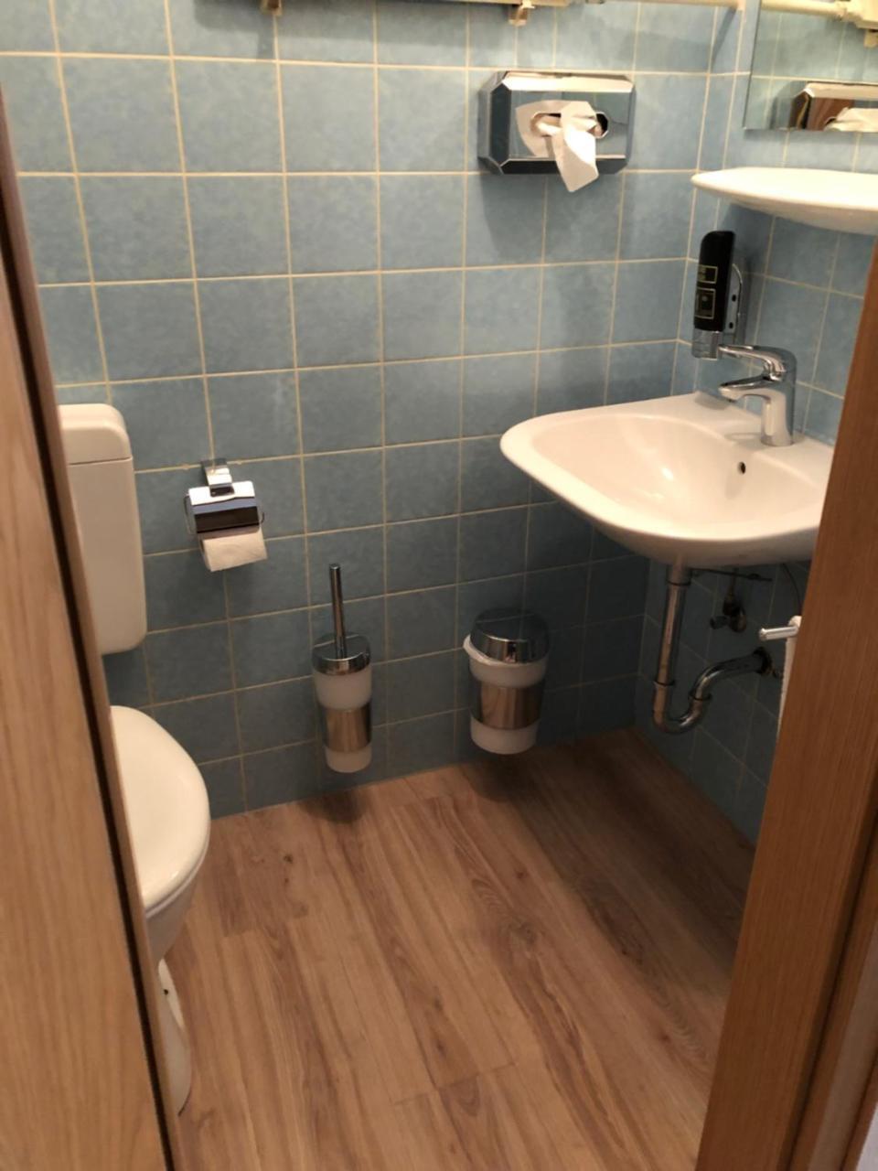 Gaestehaus Hotel Wilms Кёльн Экстерьер фото